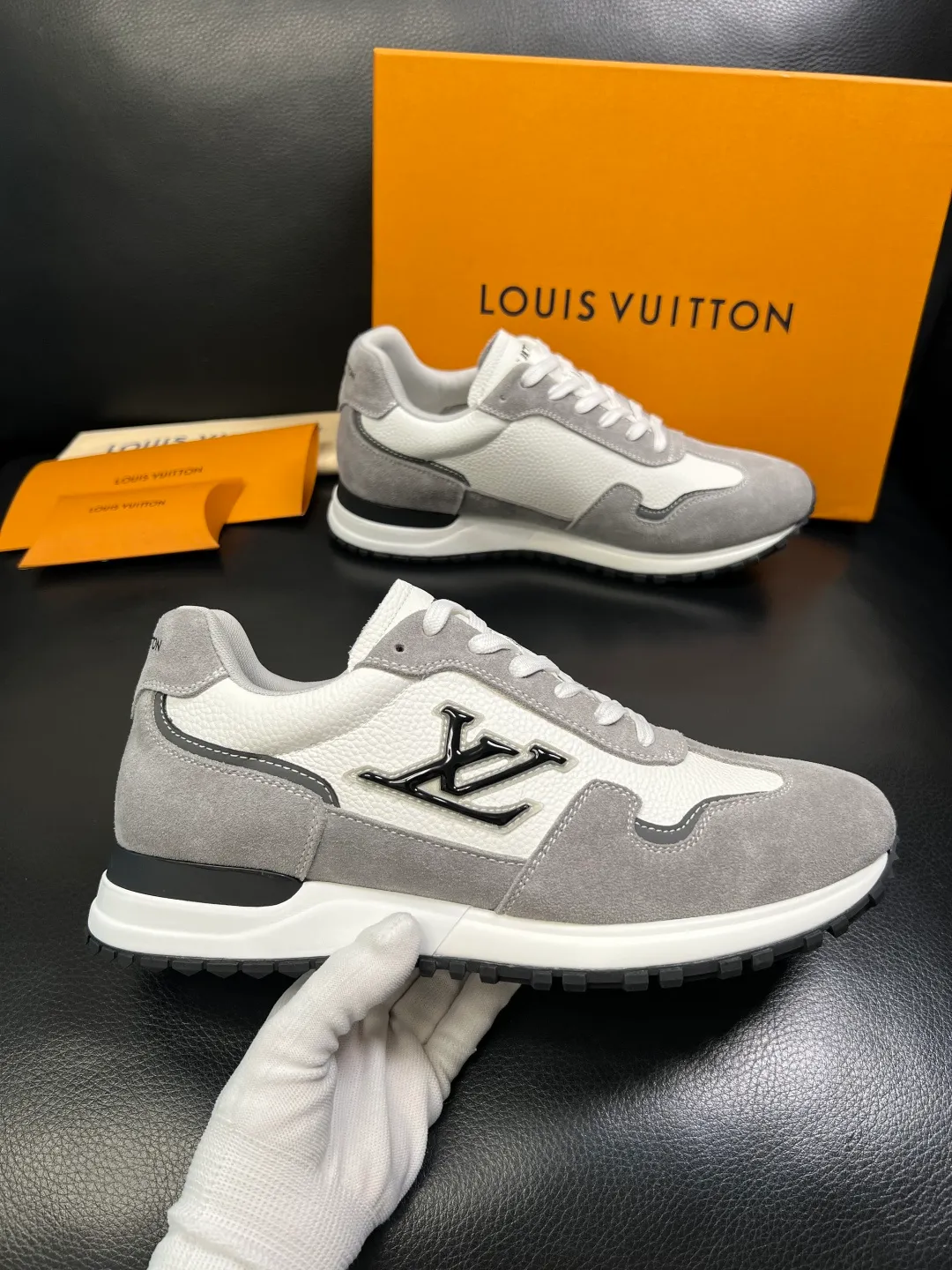 Men's shoes 💰620 Lv high quality top handicrafts Louis Vuitton, counters are equipped with original factory configuration, uppers are imported from Italy, high-quality splicing colorful complex handicrafts, imported cowhide lining is soft and comfortable, soles: original soles specially provided by the original factory, T men's shoes 💰U exclusive movable molded soles are super comfortable, original factory single goods, code number 39-44 (customized 38 45)